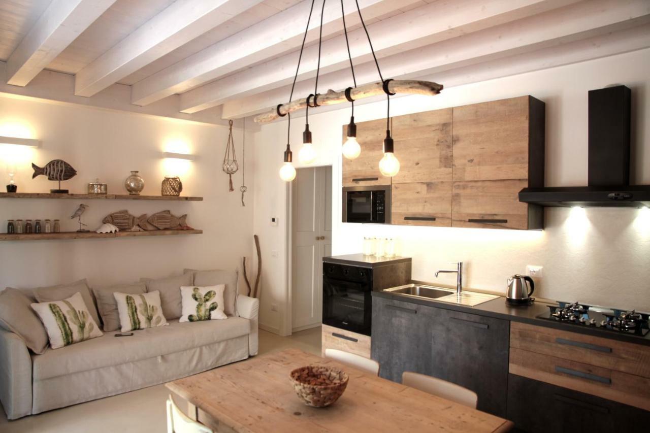 Vanilla Apartment ペスキエーラ・デル・ガルダ エクステリア 写真